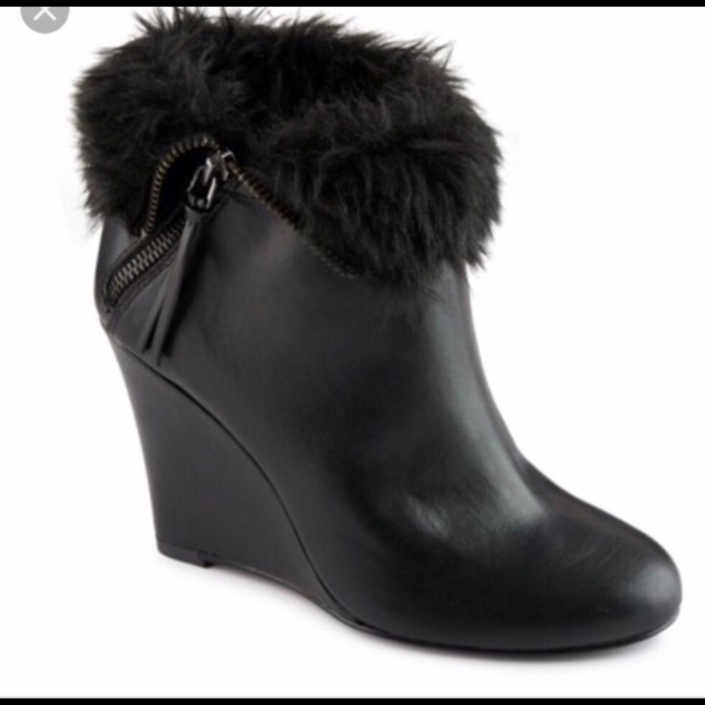Black wedge boots